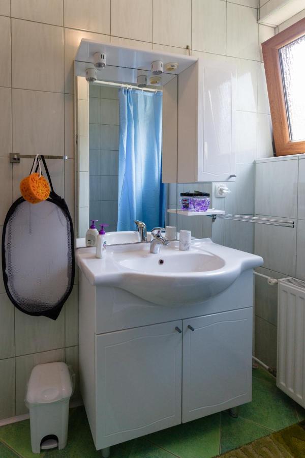 Apartment Zalac Слуни Екстериор снимка