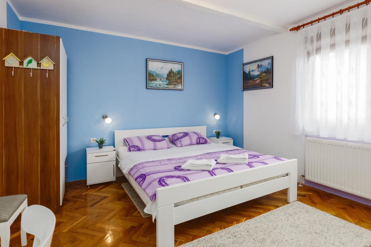Apartment Zalac Слуни Екстериор снимка