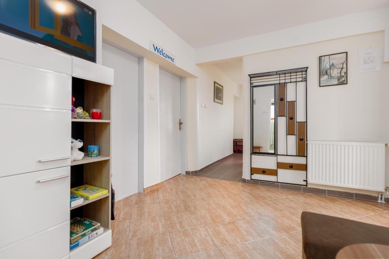 Apartment Zalac Слуни Екстериор снимка
